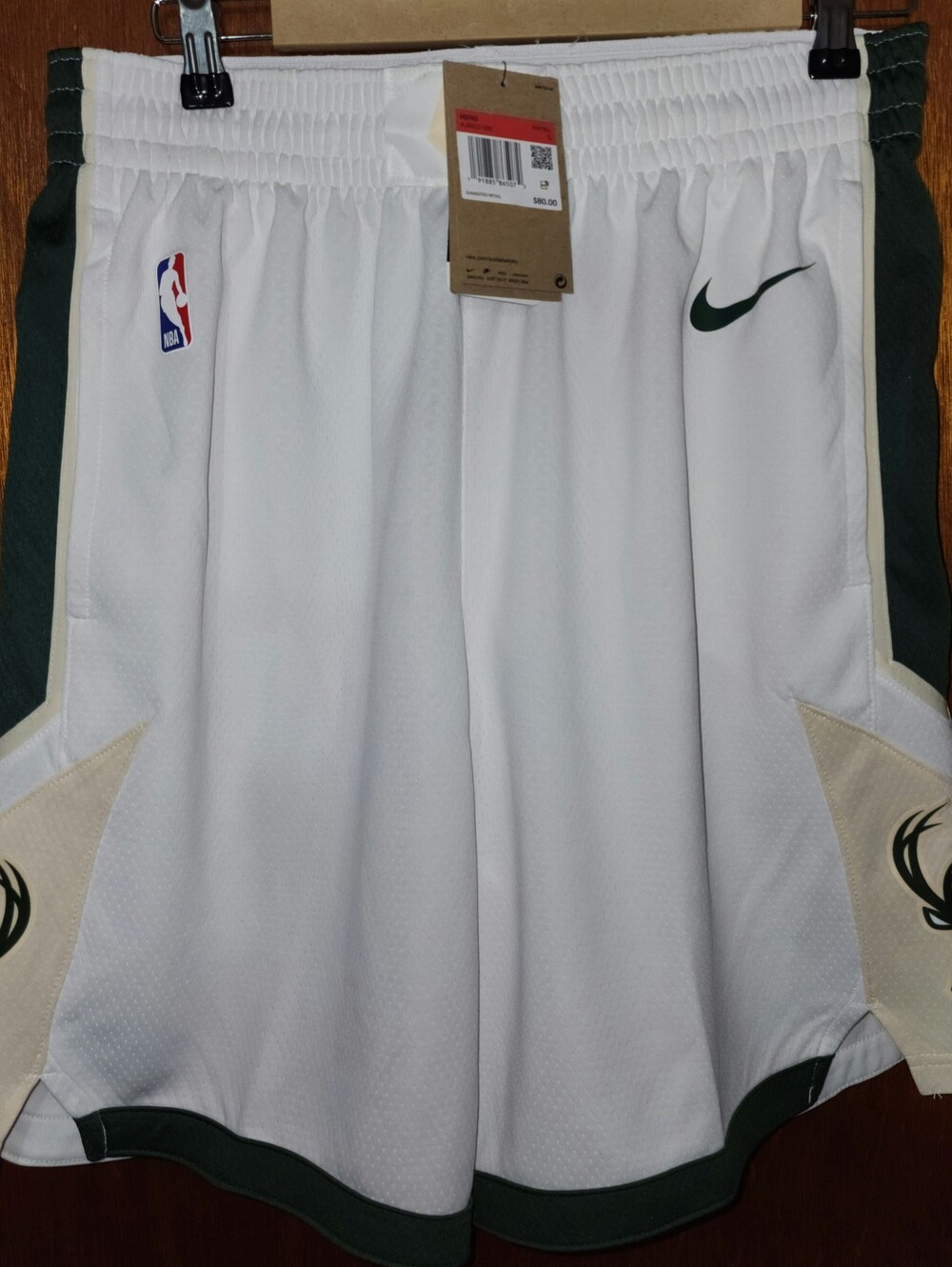 NWT Nike Milwaukee Bucks Swingman Home White Shorts Size L Large 38 Retail $80